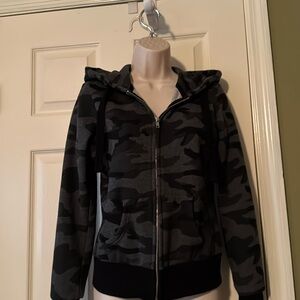 Side small camo hooded jacket.